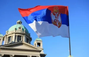 У Сербії проходять дострокові вибори на фоні студентських протестів У-Сербії-проходять-дострокові-вибори-на-тлі-студентських-протестів-–-reuters