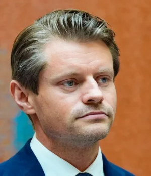 У-Норвегії-дозволили-відправляти-Україні-цивільні-дрони-після-порушення-закону-депутатом У-Норвегії-дозволили-відправляти-Україні-цивільні-дрони-після-порушення-закону-депутатом