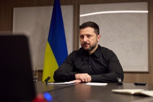 Воєнний стан і мобілізацію в Україні хочуть подовжити: Зеленський вніс законопроєкти Воєнний-стан-і мобілізацію-в Україні-хочуть-подовжити:-Зеленський-вніс-законопроєкти