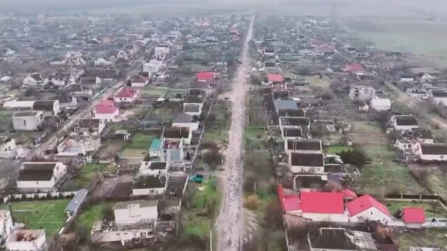 Продовольча криза в Олешках: гуманітарна допомога та евакуація жителів «11-днів-тримав-нас-у-заручниках,-все-поїв».-Жителі-окупованих-Олешок-розповідають-про-«страшний-голод»