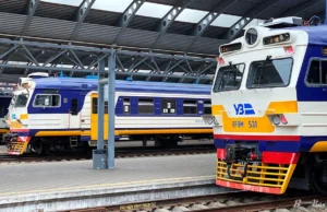 Додаткові рейси міської електрички в Києві через ремонт метро та мостів У-Києві-запускають-додаткові-рейси-міської-електрички-через-ремонт-метро-та-мостів:-розклад
