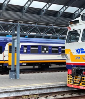 У-Києві-запускають-додаткові-рейси-міської-електрички-через-ремонт-метро-та-мостів:-розклад У-Києві-запускають-додаткові-рейси-міської-електрички-через-ремонт-метро-та-мостів:-розклад