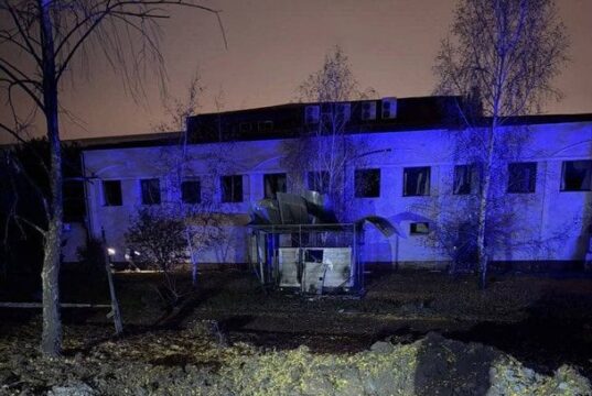 У Києві після російської атаки на гуртожиток двоє студентів у реанімації: що відомо про їхній стан У Києві-після-російської-атаки-на гуртожиток-двоє-студентів-у реанімації:-що відомо-про-їхній-стан