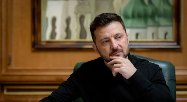 Президент Зеленський прийняв вірчі грамоти від послів п’яти країн Президент Зеленський прийняв вірчі грамоти від послів п’яти країн