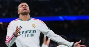 Мбаппе видалили з eFootball у Китаї через жарт про Мао Цзедуна Мбаппе-скасовують-у-Китаї-–-форварда-видалили-з-симулятора-efootball,-а-в-країні-палять-футболки.