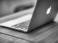 Apple представила новий MacBook Pro з сенсорним екраном: “яблуко” знову світиться apple-представила-новий-macbook-pro-з-сенсорним-екраном:-“яблуко”-знову-світиться