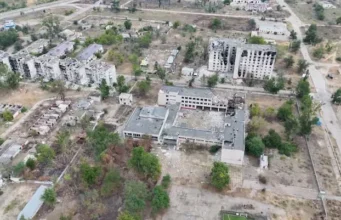 Відео: У Херсоні на тлі режиму тиші зафіксували пожвавлення в одному з районів міста Відео: У Херсоні на тлі режиму тиші зафіксували пожвавлення в одному з районів міста