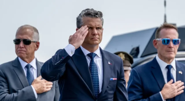 Генерал-лейтенант Брета Сільвію звільнений з посади директора J5 Пентагону Чистки-у-Пентагоні:-Гегсет-звільнив-головного-військового-планувальника