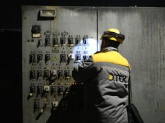 Атака на Дніпро: 14 загиблих та без електрики понад 350 тисяч абонентів Росія знову атакувала Дніпро, понад 350 тисяч абонентів залишилися без світла