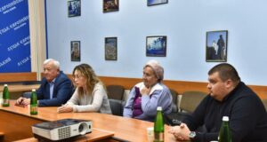 У Луцьку мешканці зруйнованого внаслідок російського удару будинку досі не отримали виплати за зруйноване житло У-Луцьку-мешканці-зруйнованого-внаслідок-російського-удару-будинку-досі-не-отримали-виплати-за-зруйноване-житло