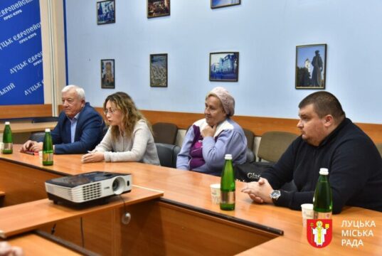 У Луцьку мешканці зруйнованого внаслідок російського удару будинку досі не отримали виплати за зруйноване житло У-Луцьку-мешканці-зруйнованого-внаслідок-російського-удару-будинку-досі-не-отримали-виплати-за-зруйноване-житло