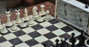 Розенштейн: “Ганьба, керівники ФІДЕ Турлов і Подоляк не вміють грати в шахи” Розенштейн:-“Ганьба,-керівники-ФІДЕ-Турлов-і-Подоляк-не-вміють-грати-в-шахи”
