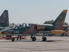 Супутникові знімки підтвердили ураження Су-34 на аеродромі “Маринівка” Який вигляд має аеродром “Маринівка”, де Україна знищила Су-34: супутникові знімки