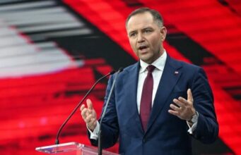 Конституційна криза в Польщі: Навроцький заявив про загрозу внутрішній безпеці Конституційна-криза-в-Польщі:-Навроцький-заявив-про-загрозу-внутрішній-безпеці