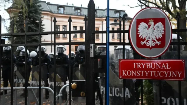 Президент Польщі ініціює екстрені переговори через порушення конституційного порядку Президент-Польщі-заявив-про-"порушення-конституційного-порядку"-і-скликав-екстрені-переговори