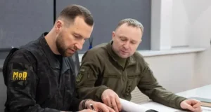 Євгеній Хмара та Михайло Драпатий провели спільну нараду: що обговорили Євгеній Хмара та Михайло Драпатий провели спільну нараду: що обговорили