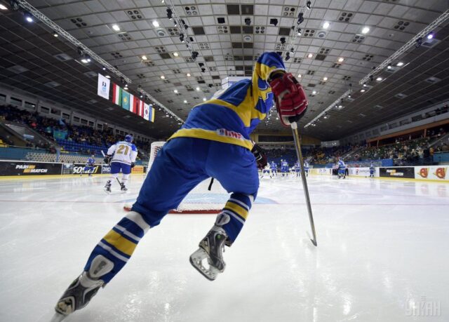 Україну можуть усунути з хокейного чемпіонату світу, щоб звільнити місце для Росії Україну-можуть-усунути-з-хокейного-чемпіонату-світу,-щоб-звільнити-місце-для-Росії