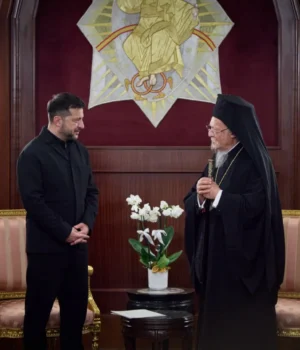 Зеленський-зустрівся-з-Патріархом-Варфоломієм:-обговорили-місію-в-Олешках-і-не-тільки